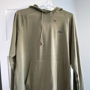 REI Men’s Hooded Long Sleeve
